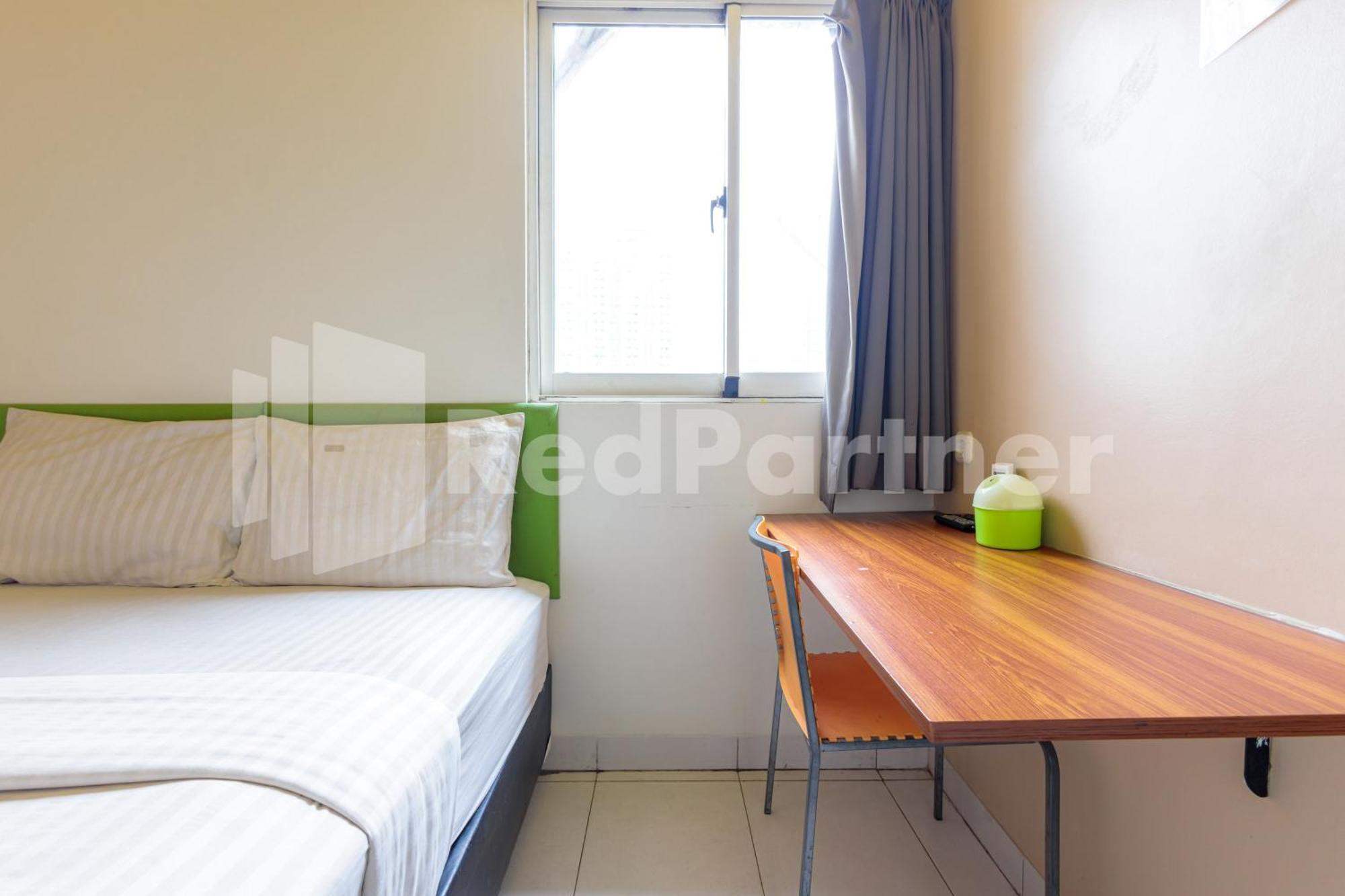 Ichiza Room Redpartner Jakarta Exterior photo