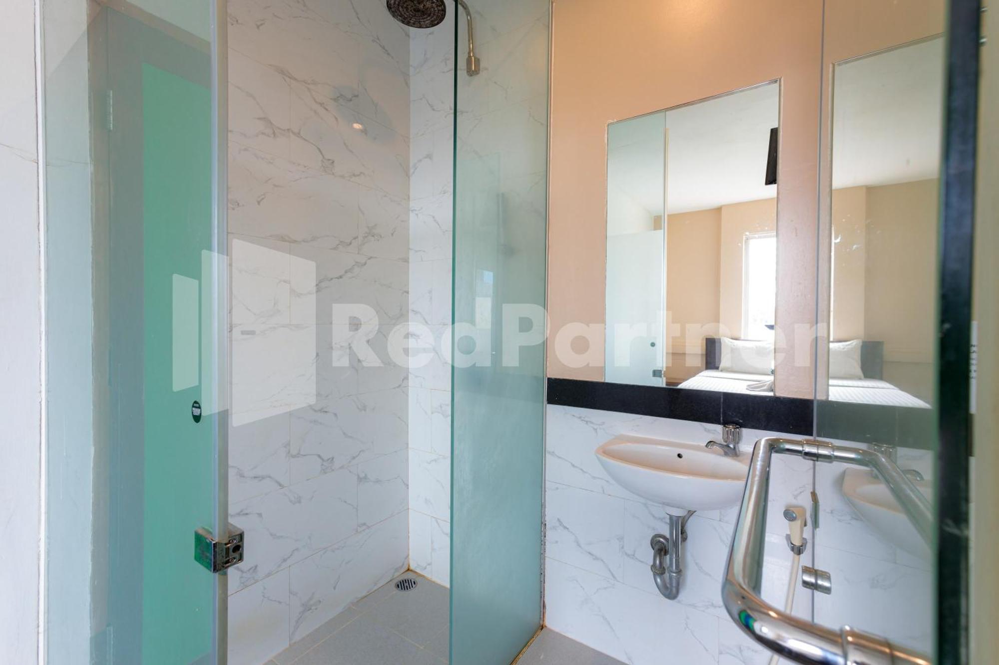 Ichiza Room Redpartner Jakarta Exterior photo