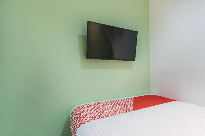 Ichiza Room Redpartner Jakarta Exterior photo