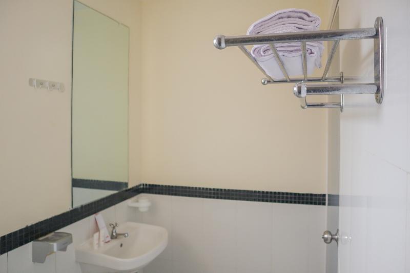 Ichiza Room Redpartner Jakarta Exterior photo